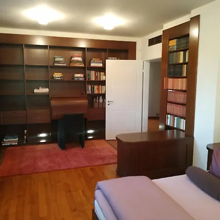 Aquincum Dunaparti Apartment Budapest